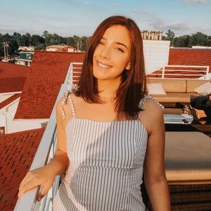 Meet your Posher, Julia